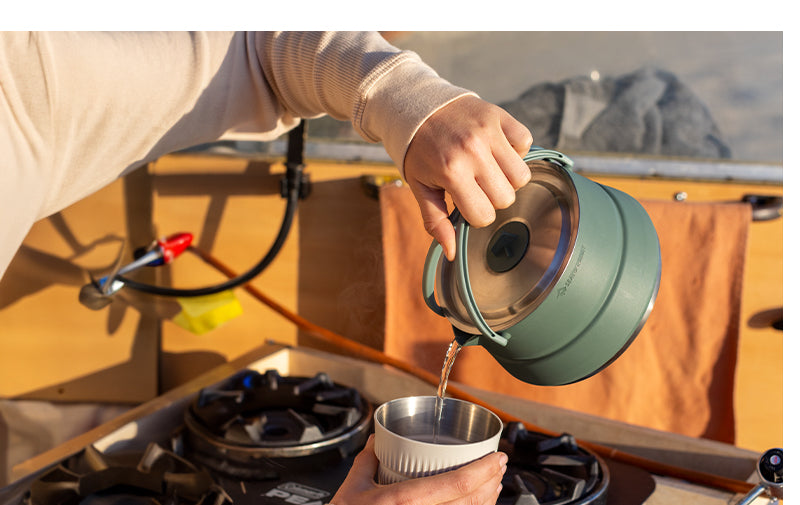 Description || Detour Stainless Steel Collapsible Kettle