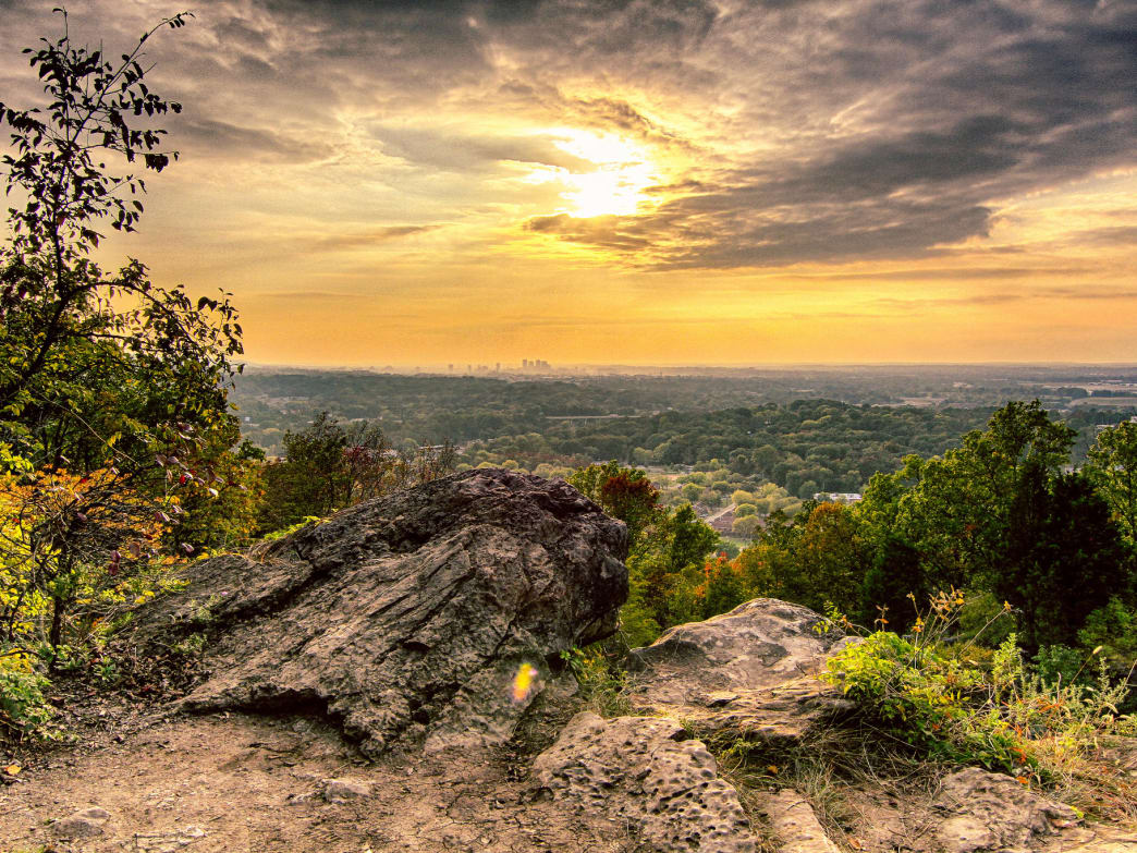 5 Stunning Sunset Hikes in Alabama