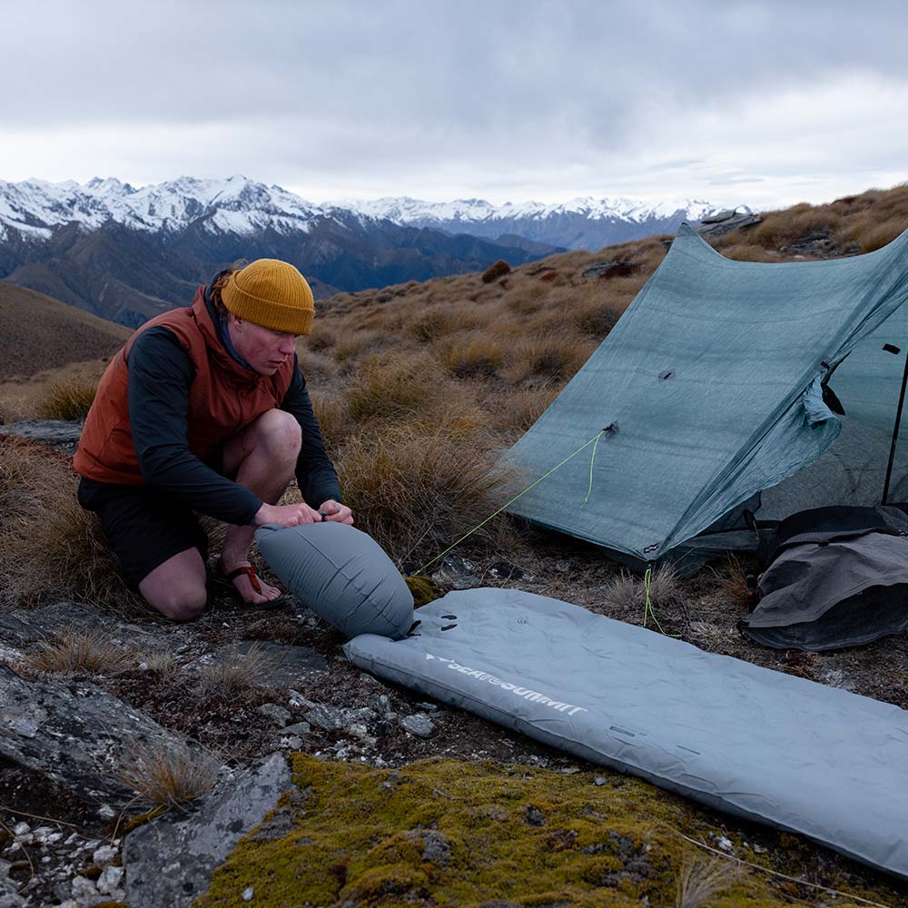 【屋外未使用品】 ETHER LIGHT XR Small Grey Sea to Summit Ether Light XR Insulated Air Sleeping Mat Small