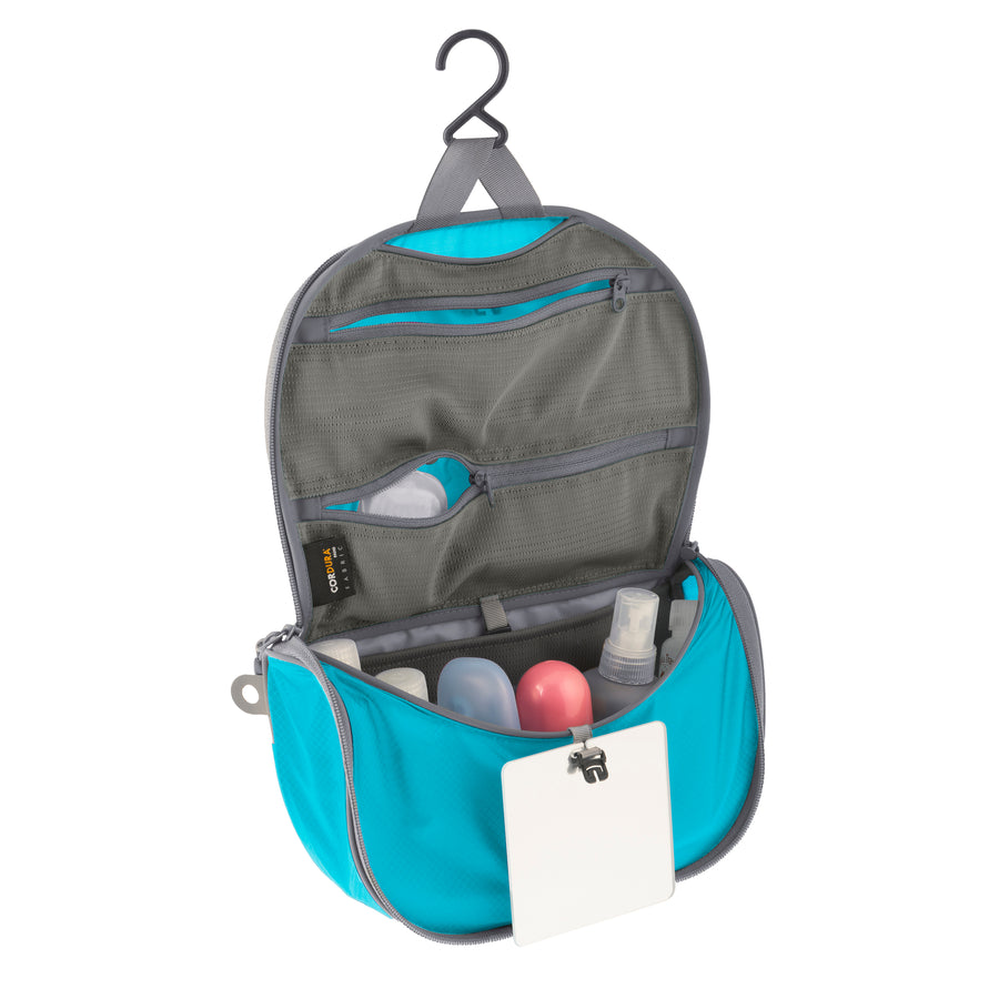 S / Blue Atoll || Hanging Toiletry Bag