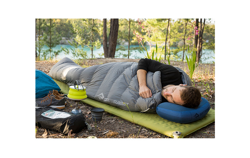 Sea to summit aeros pillow 2024 premium traveller